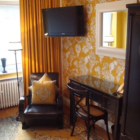 Sir & Lady Astor Szálloda Düsseldorf