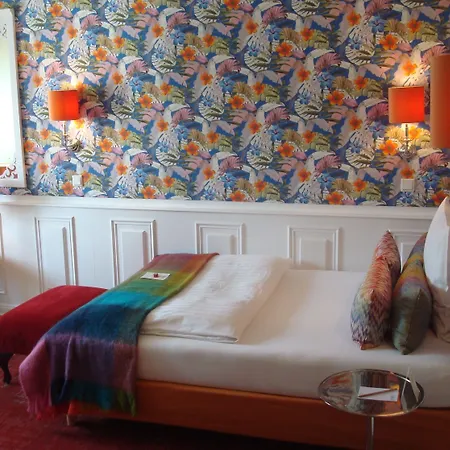 Boutique Sir & Lady Astor - The Charming 3* Düsseldorf