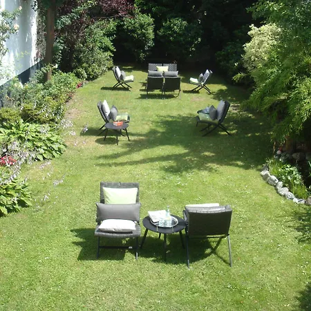 Sir & Lady Astor Szálloda Düsseldorf