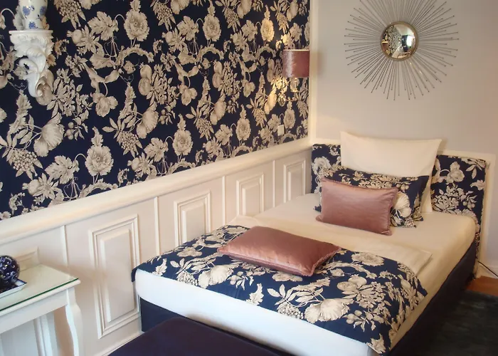 Boutique Sir & Lady Astor - The Charming