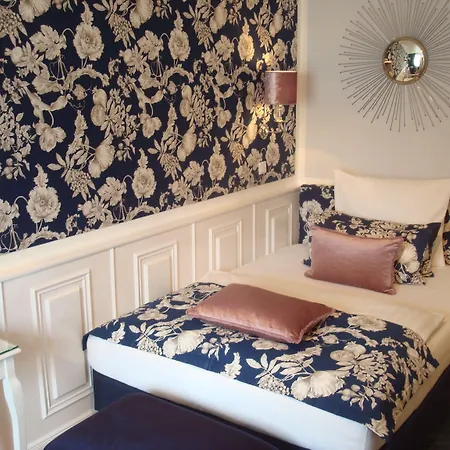 Boutique Sir & Lady Astor - The Charming