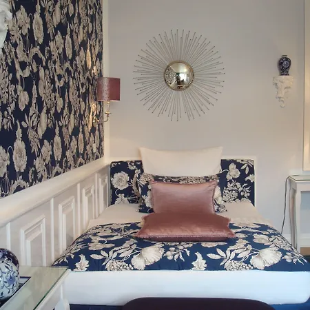 Boutique Sir & Lady Astor - The Charming Düsseldorf