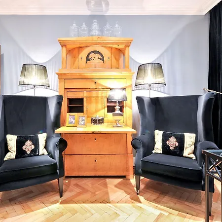 Boutique Sir & Lady Astor - The Charming * Dusseldorf
