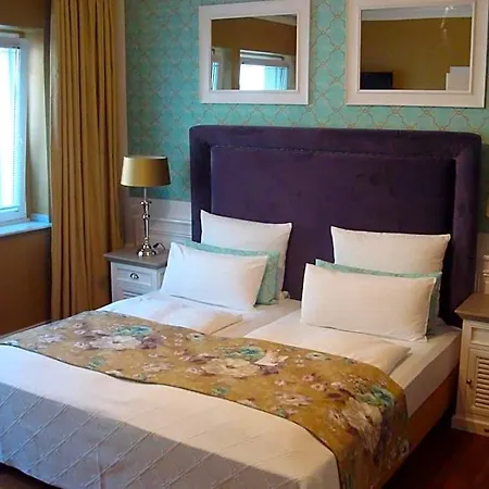 Boutique Sir & Lady Astor - The Charming Hotel *