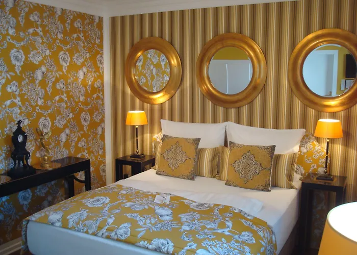 Boutique Sir & Lady Astor - The Charming 3* Düsseldorf