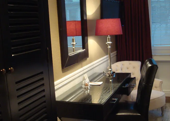 Boutique Sir & Lady Astor - The Charming 3* Dusseldorf