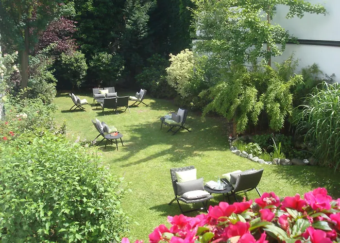 Hotel Boutique Sir & Lady Astor - The Charming Dusseldorf