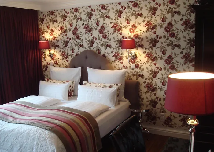 Boutique Sir & Lady Astor - The Charming 3* Dusseldorf