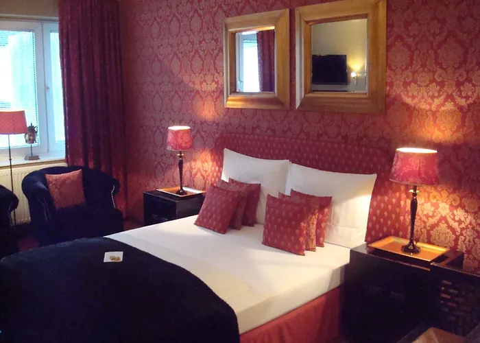 Boutique Sir & Lady Astor - The Charming Dusseldorf