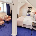 Boutique Sir & Lady Astor - The Charming Szálloda 3*