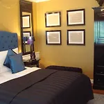 Boutique Sir & Lady Astor - The Charming 3*