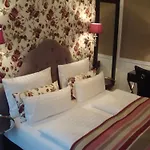 Boutique Sir & Lady Astor - The Charming 3*