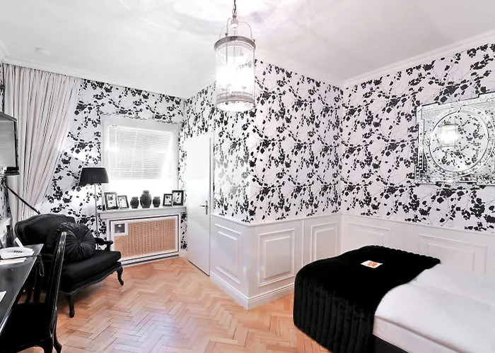 Boutique Sir & Lady Astor - The Charming